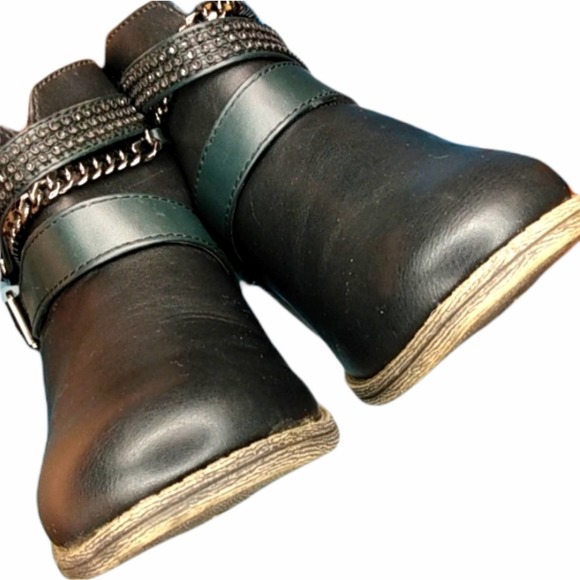 Marc Pico Black Abby Strap & Chain Ankle Booties - Picture 7 of 11